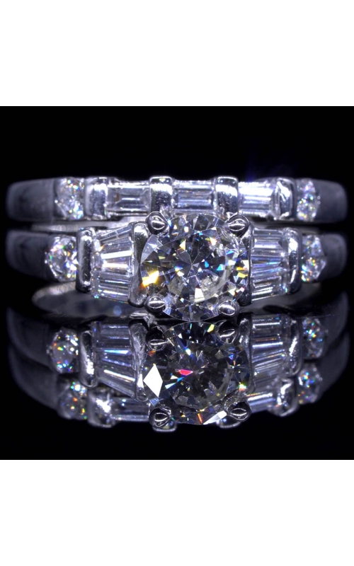 Whole Set Diamond Ring 0.8ct Center Diamond with Baguette Diamond